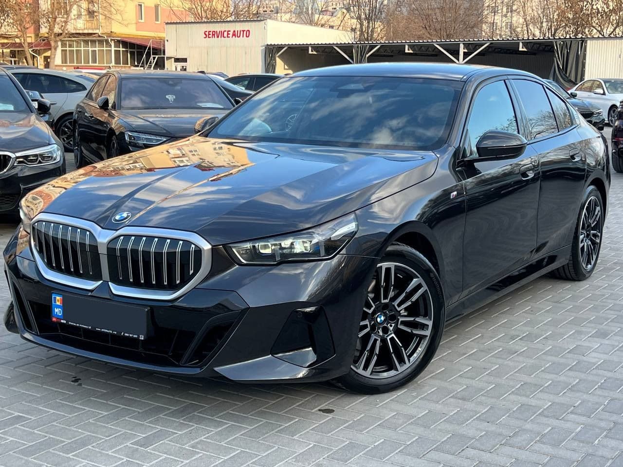 2025 BMW 520 — Miniatură 3