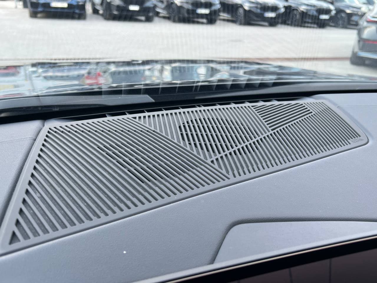 2025 BMW 520 — Miniatură 13