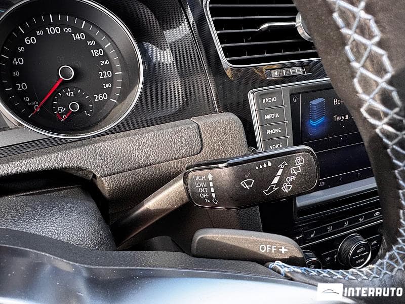2015 Volkswagen Golf GTE — Miniatură 12