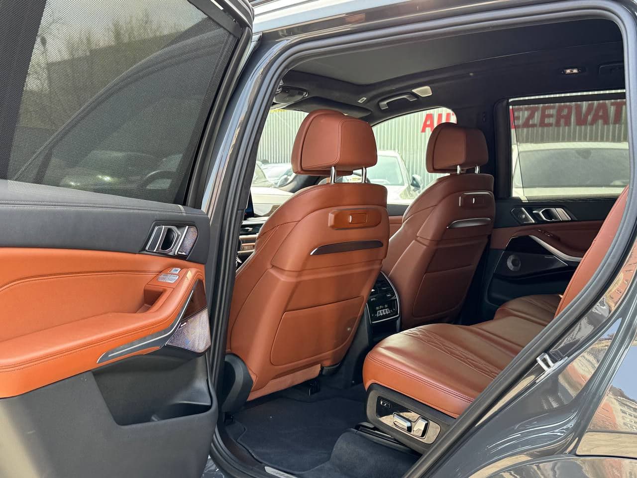 2023 BMW X7 4.0i — Miniatură 13