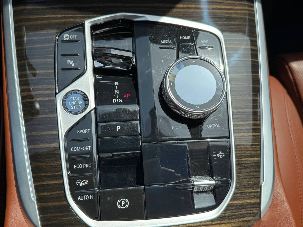 2023 BMW X7 4.0i — Miniatură 10