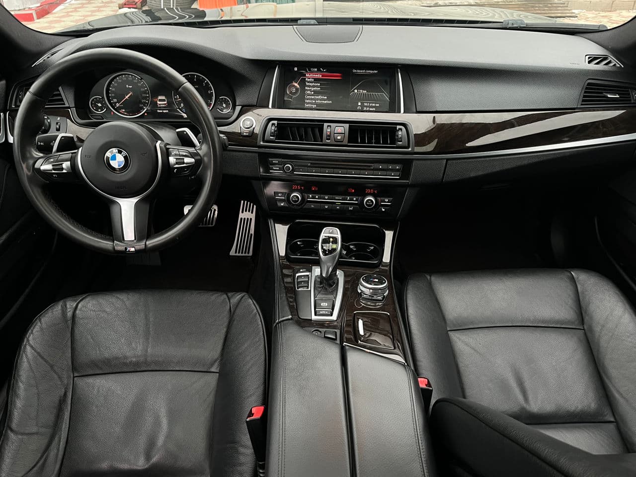 2012 BMW 528 — Miniatură 8