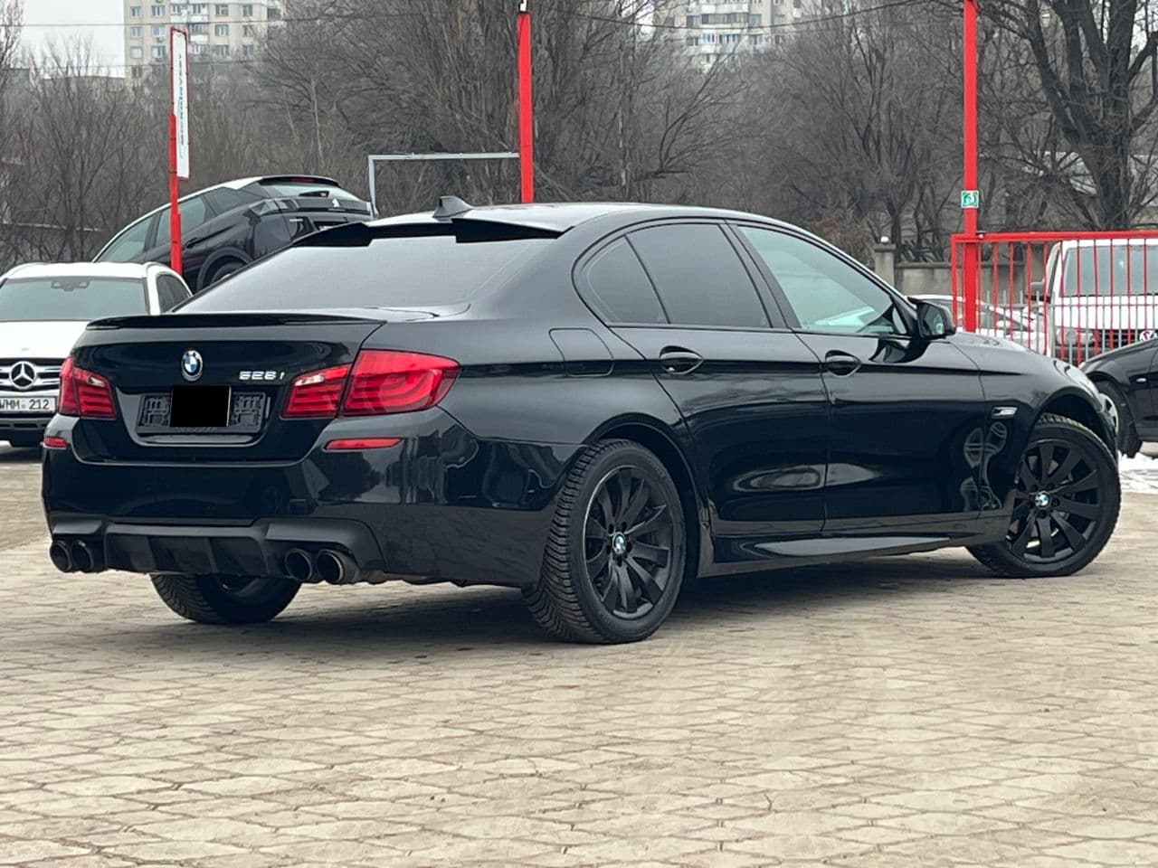 2012 BMW 528 — Miniatură 2
