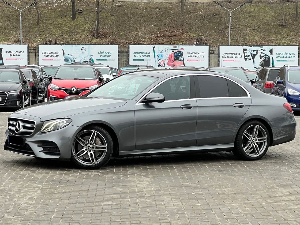 2017 Mercedes E 200 — Miniatură 2