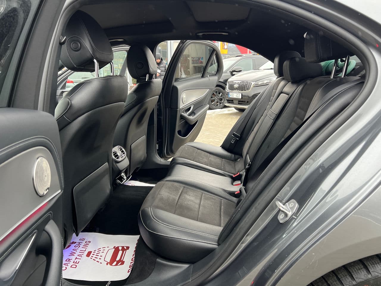 2017 Mercedes E 200 — Miniatură 12