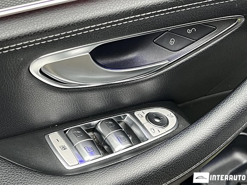 2017 Mercedes E 200 — Miniatură 17