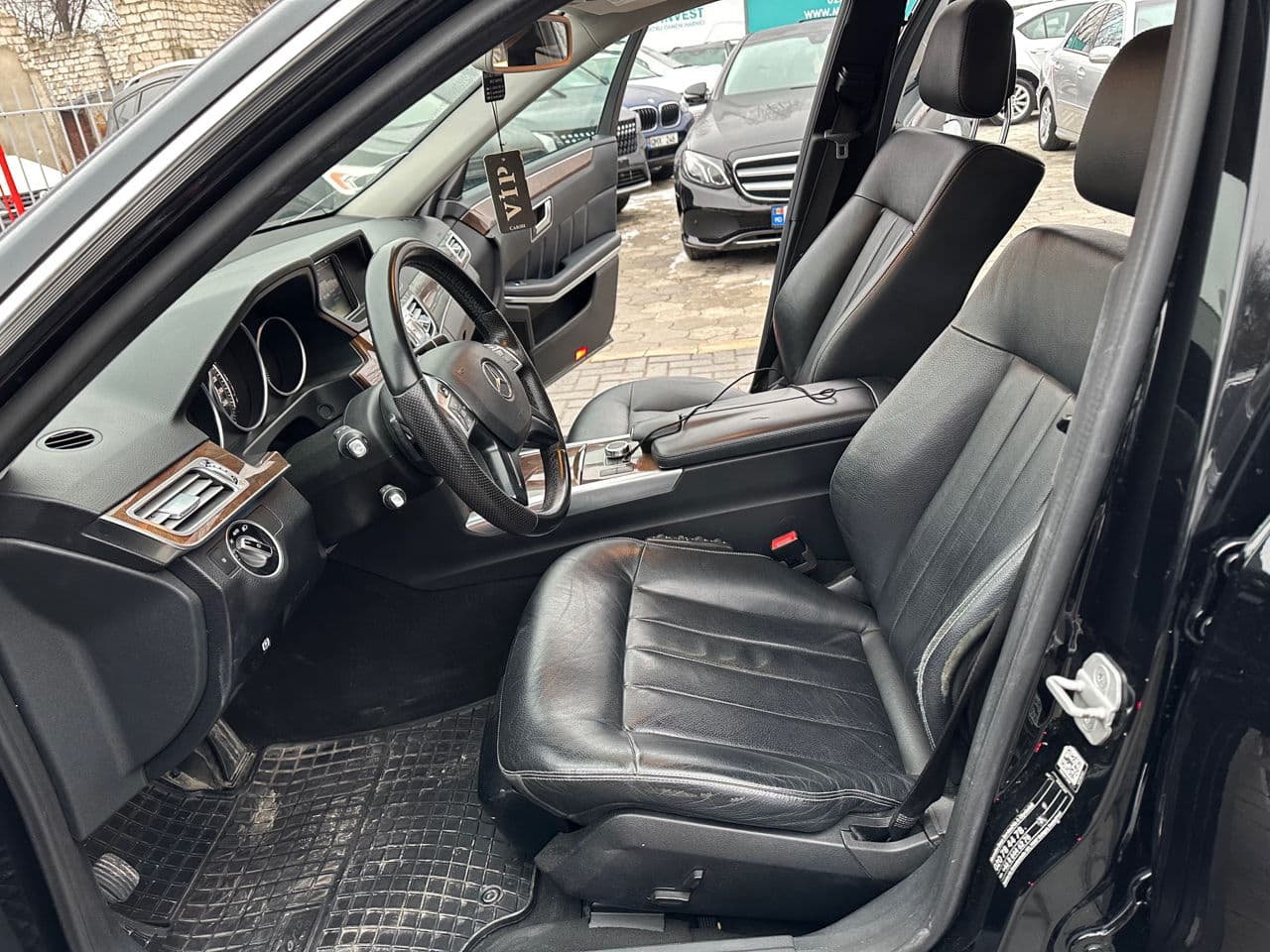 Mercedes E 200 2015 — Миниатюра 5