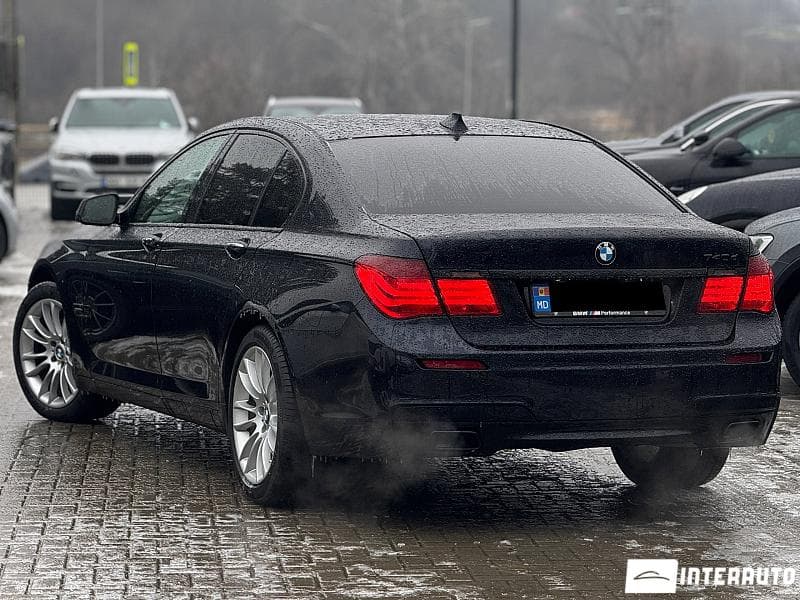 BMW 740 2011 — Миниатюра 4