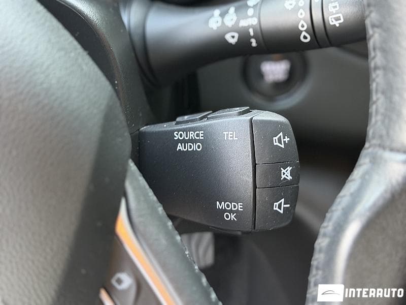 2020 Renault Megane — Miniatură 12