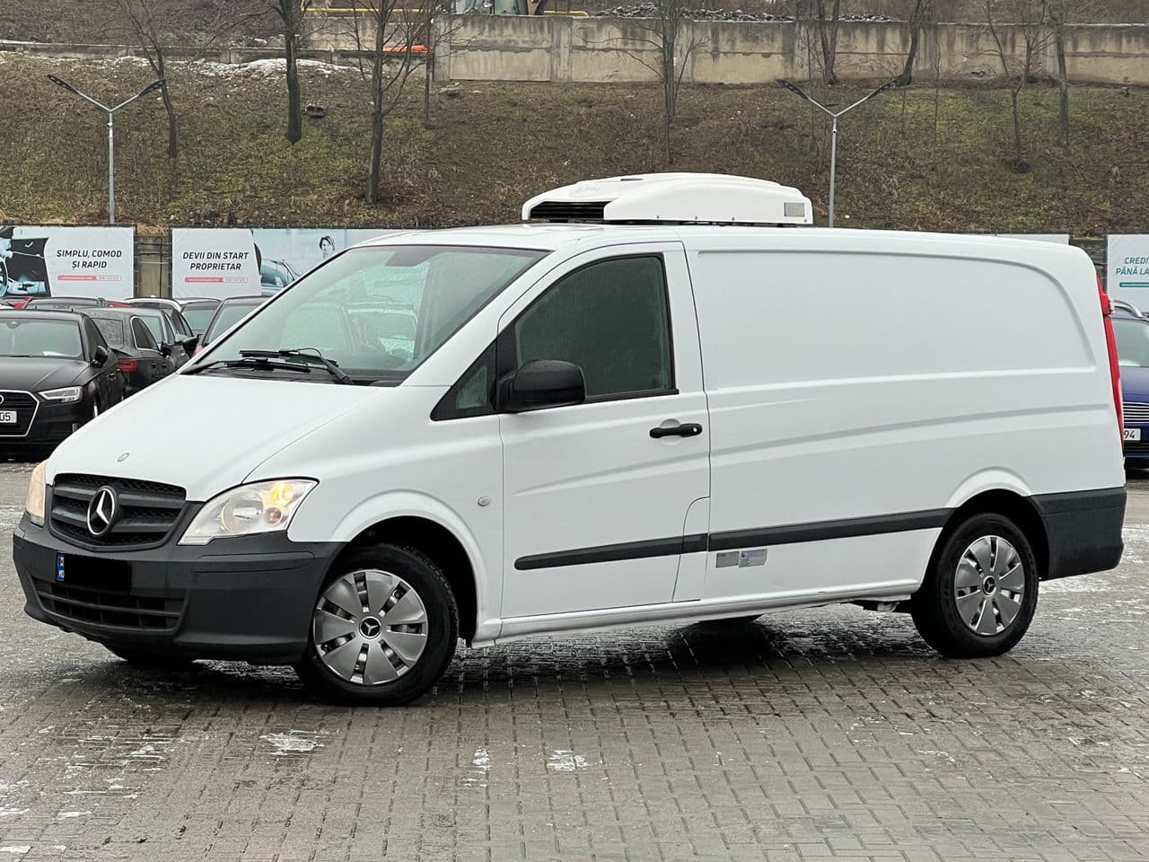 2011 Mercedes Vito — Miniatură 2