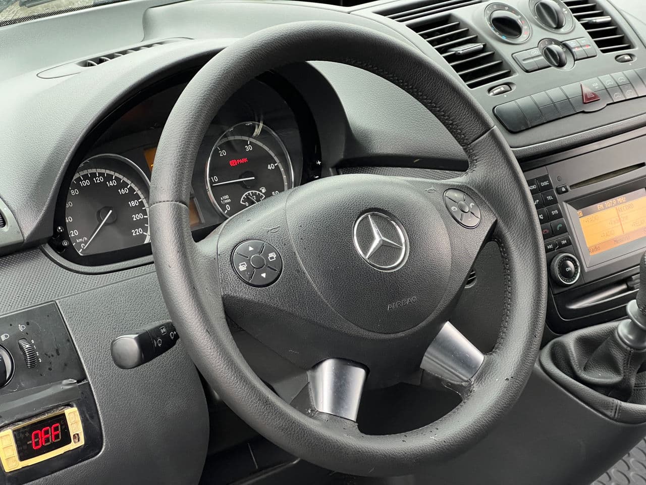2011 Mercedes Vito — Miniatură 6