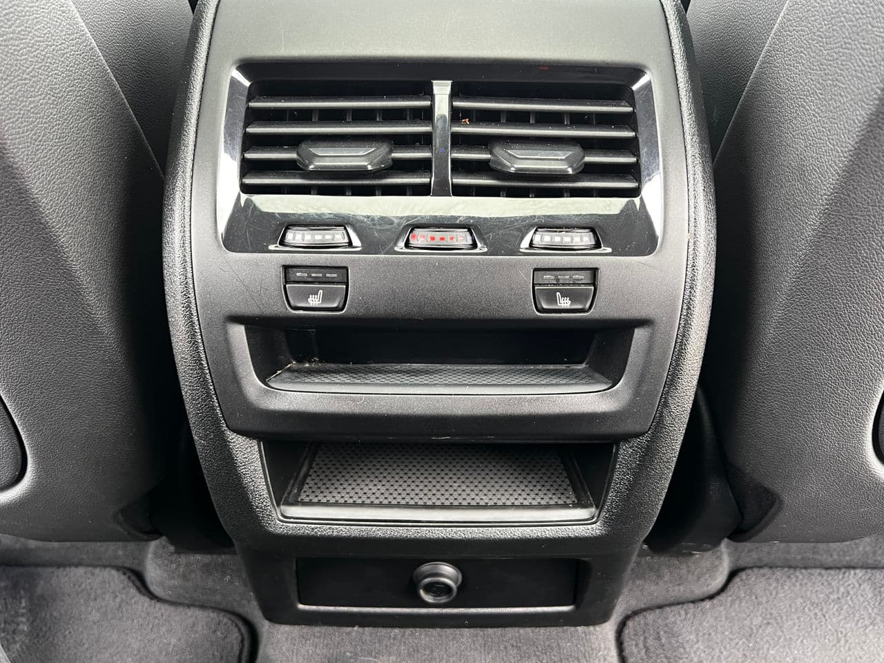 BMW X6 4.0D 2021 — Миниатюра 18