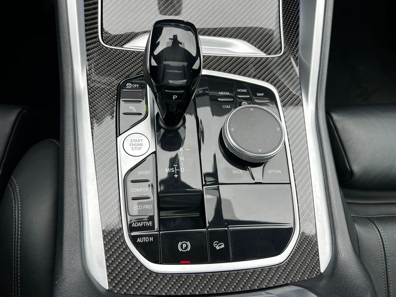BMW X6 4.0D 2021 — Миниатюра 13