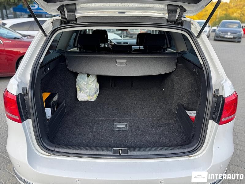 2013 Volkswagen Passat — Miniatură 16