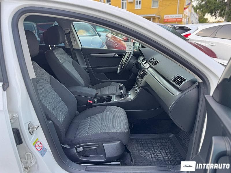 2013 Volkswagen Passat — Miniatură 14