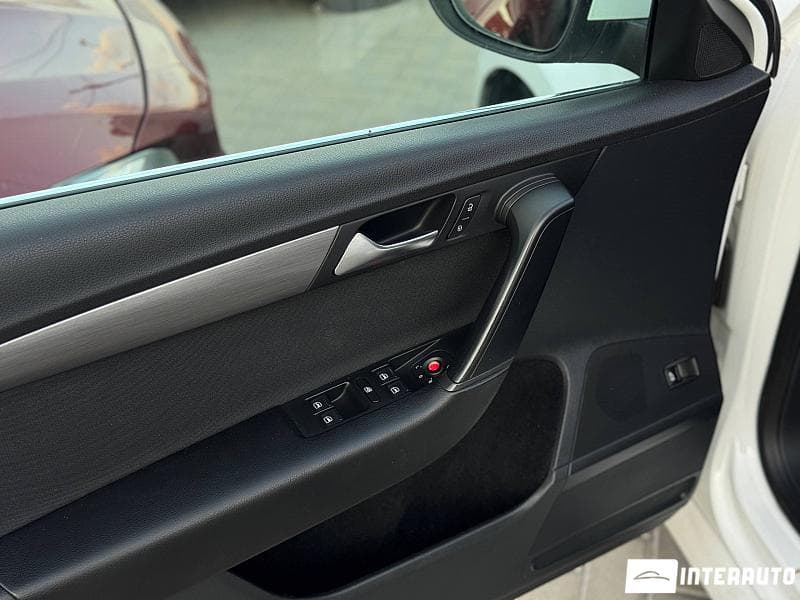 2013 Volkswagen Passat — Miniatură 15
