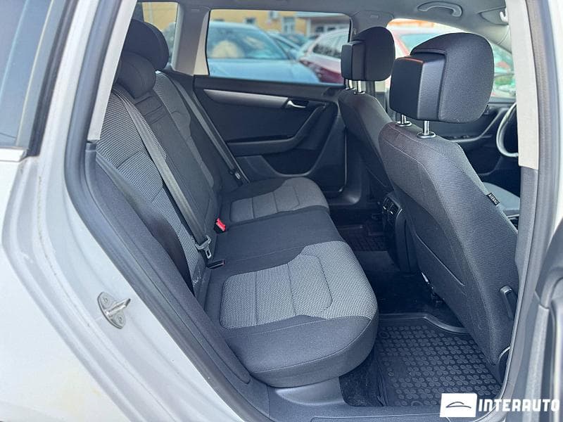 2013 Volkswagen Passat — Miniatură 13