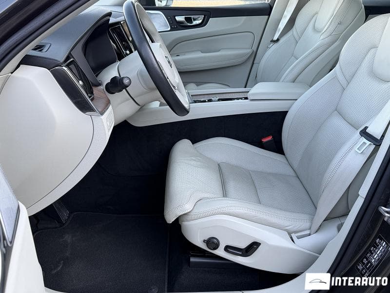 2018 Volvo XC 60 — Miniatură 9