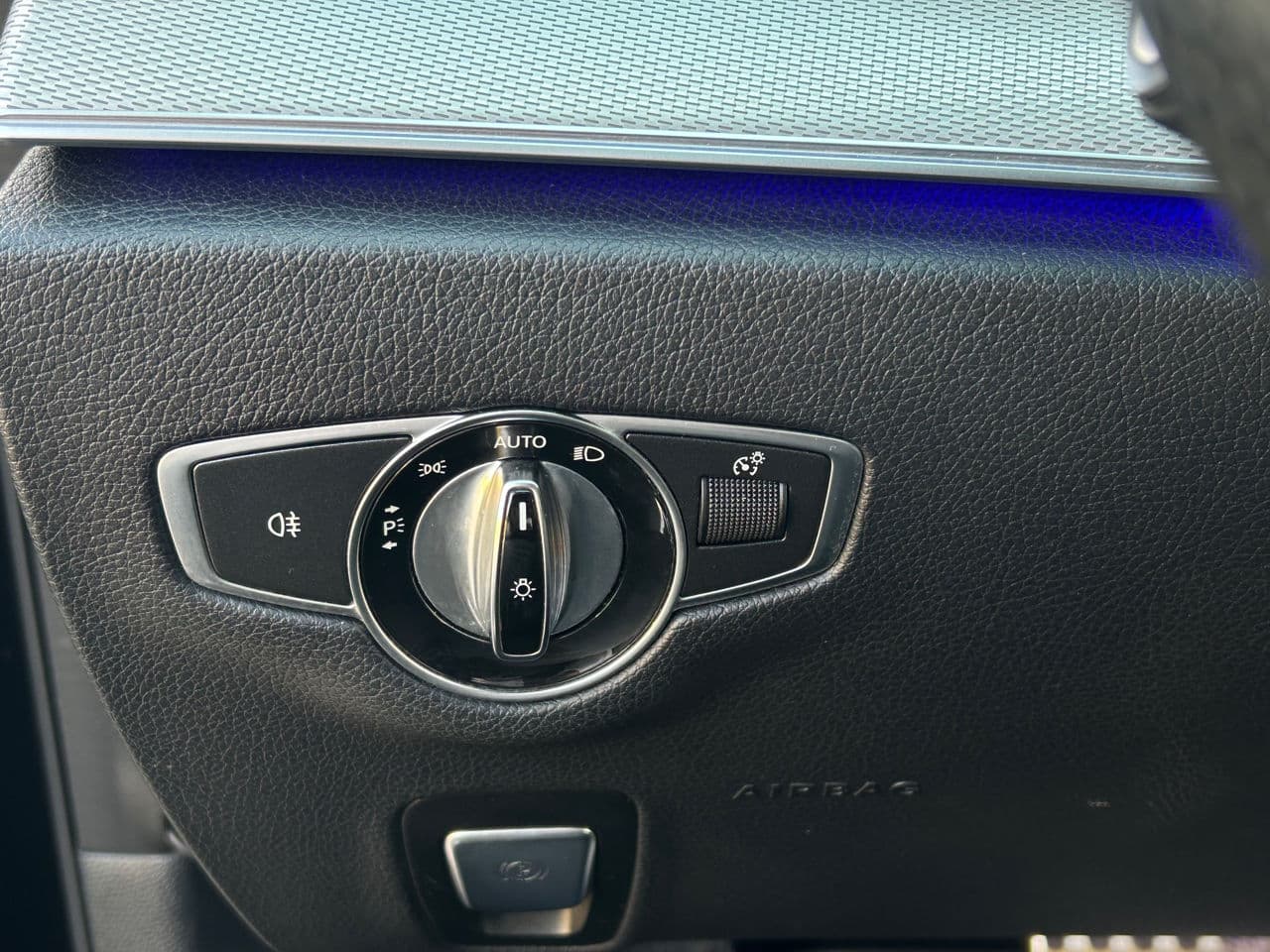 2016 Mercedes E 200 — Miniatură 8