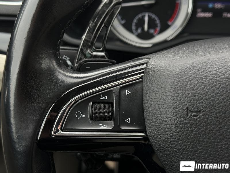 Skoda Superb 2018 — Миниатюра 15