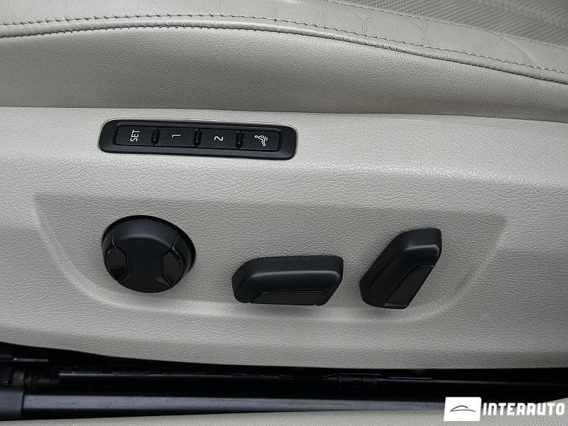 Skoda Superb 2018 — Миниатюра 7