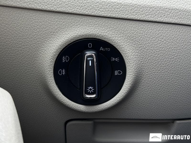 Skoda Superb 2018 — Миниатюра 9