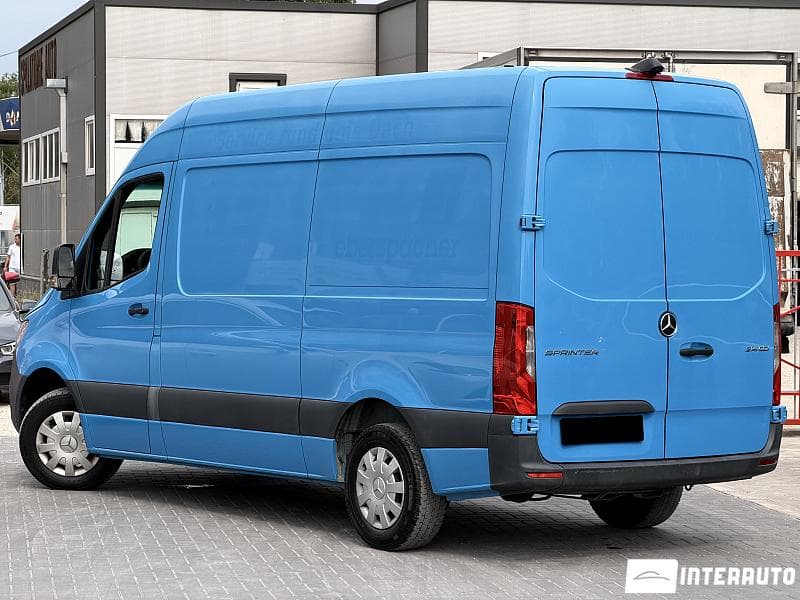 2020 Mercedes Sprinter — Miniatură 2