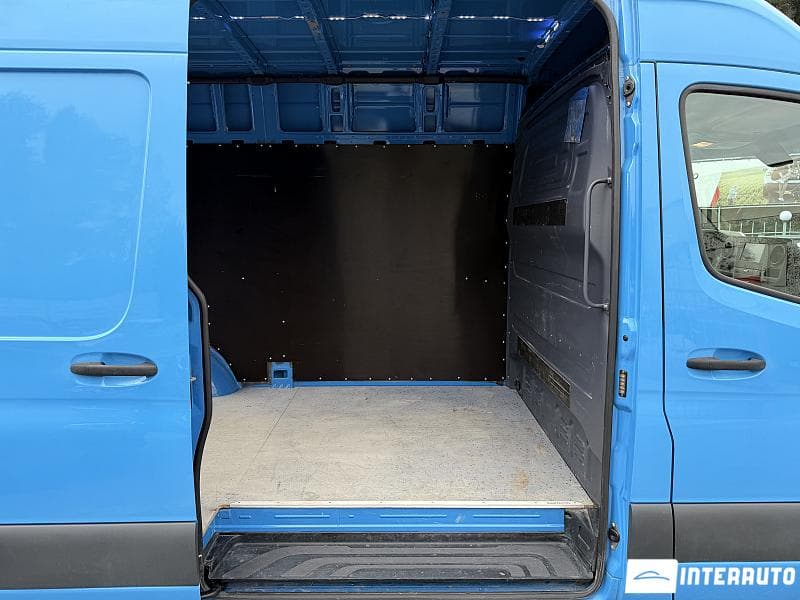 2020 Mercedes Sprinter — Miniatură 15