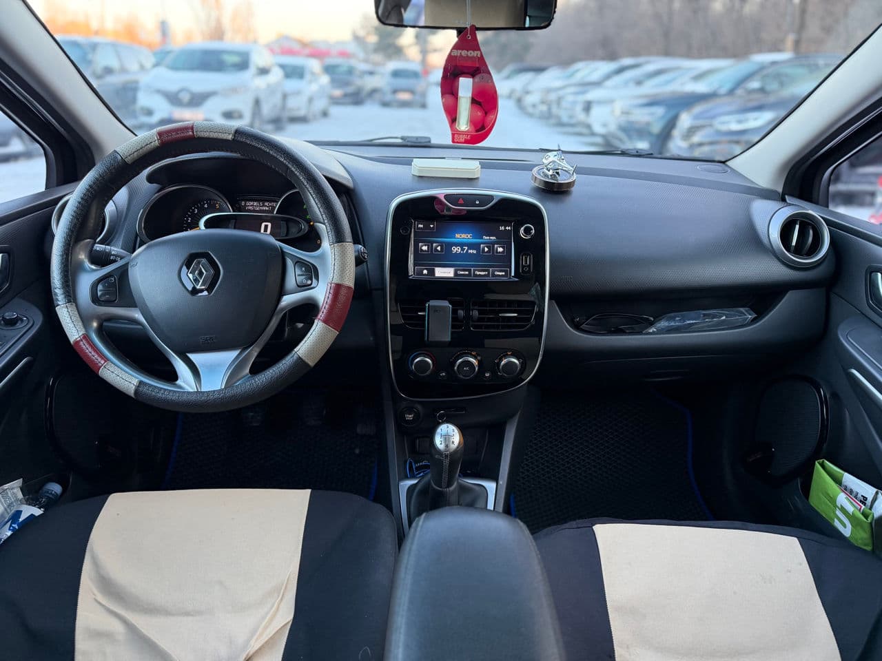 Renault Clio 2015 — Миниатюра 14