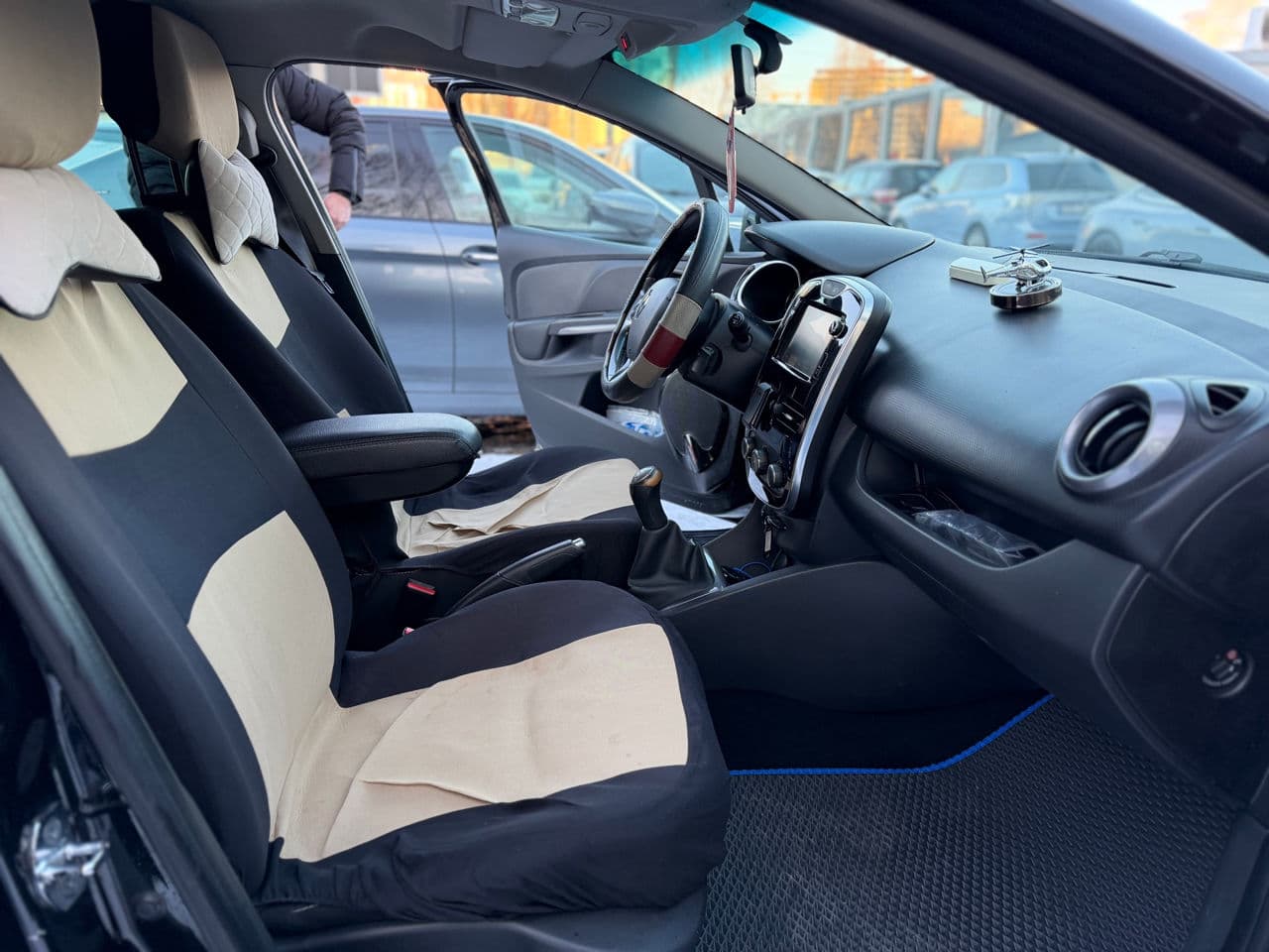 Renault Clio 2015 — Миниатюра 17