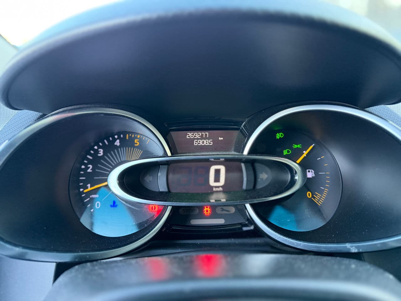 Renault Clio 2015 — Миниатюра 10