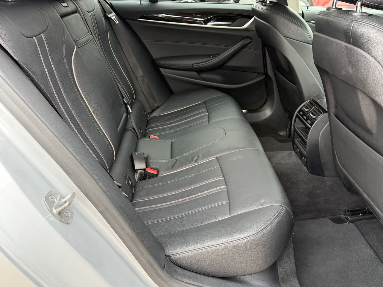 2020 BMW 520 — Miniatură 16