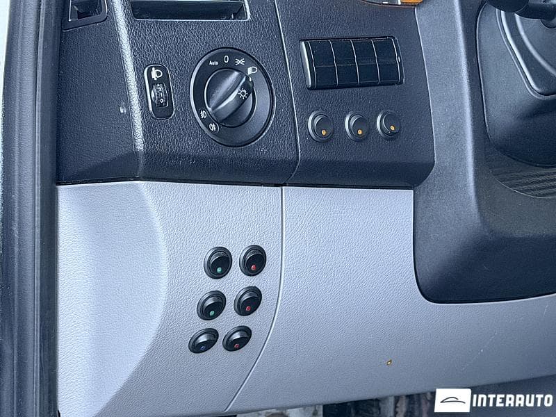 2014 Mercedes Sprinter — Miniatură 9