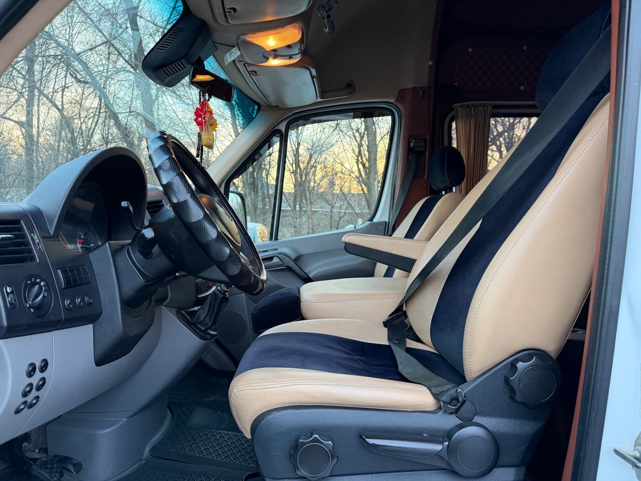 2014 Mercedes Sprinter — Miniatură 7