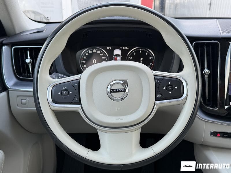 2019 Volvo XC 60 — Miniatură 11