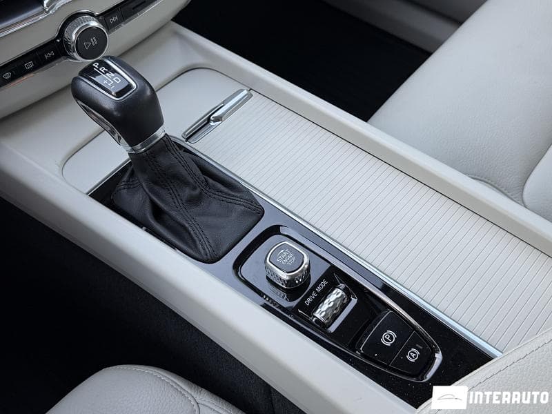 2019 Volvo XC 60 — Miniatură 16