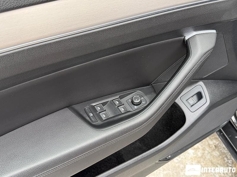 2019 Volkswagen Passat — Miniatură 7