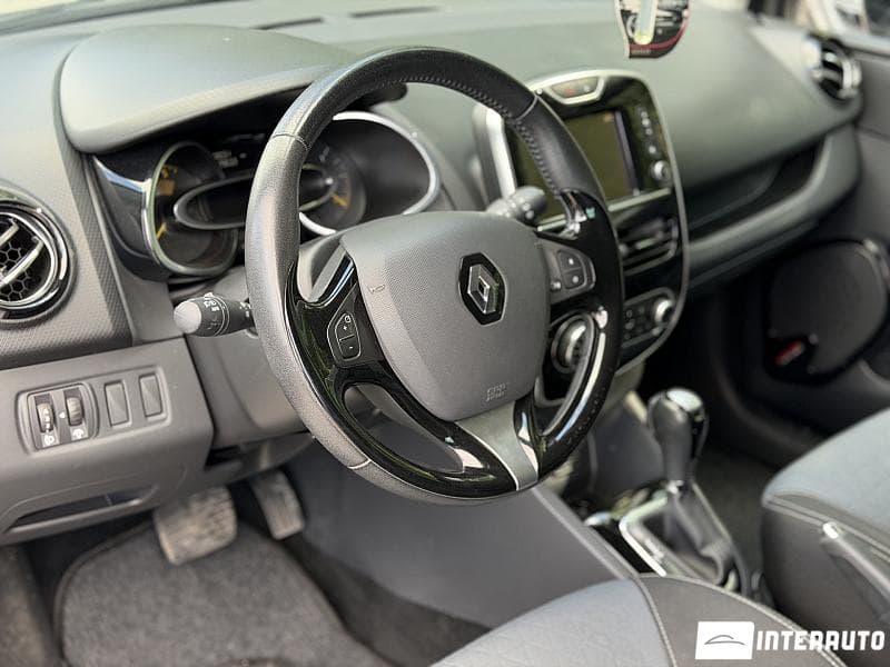 Renault Clio 2015 — Миниатюра 9