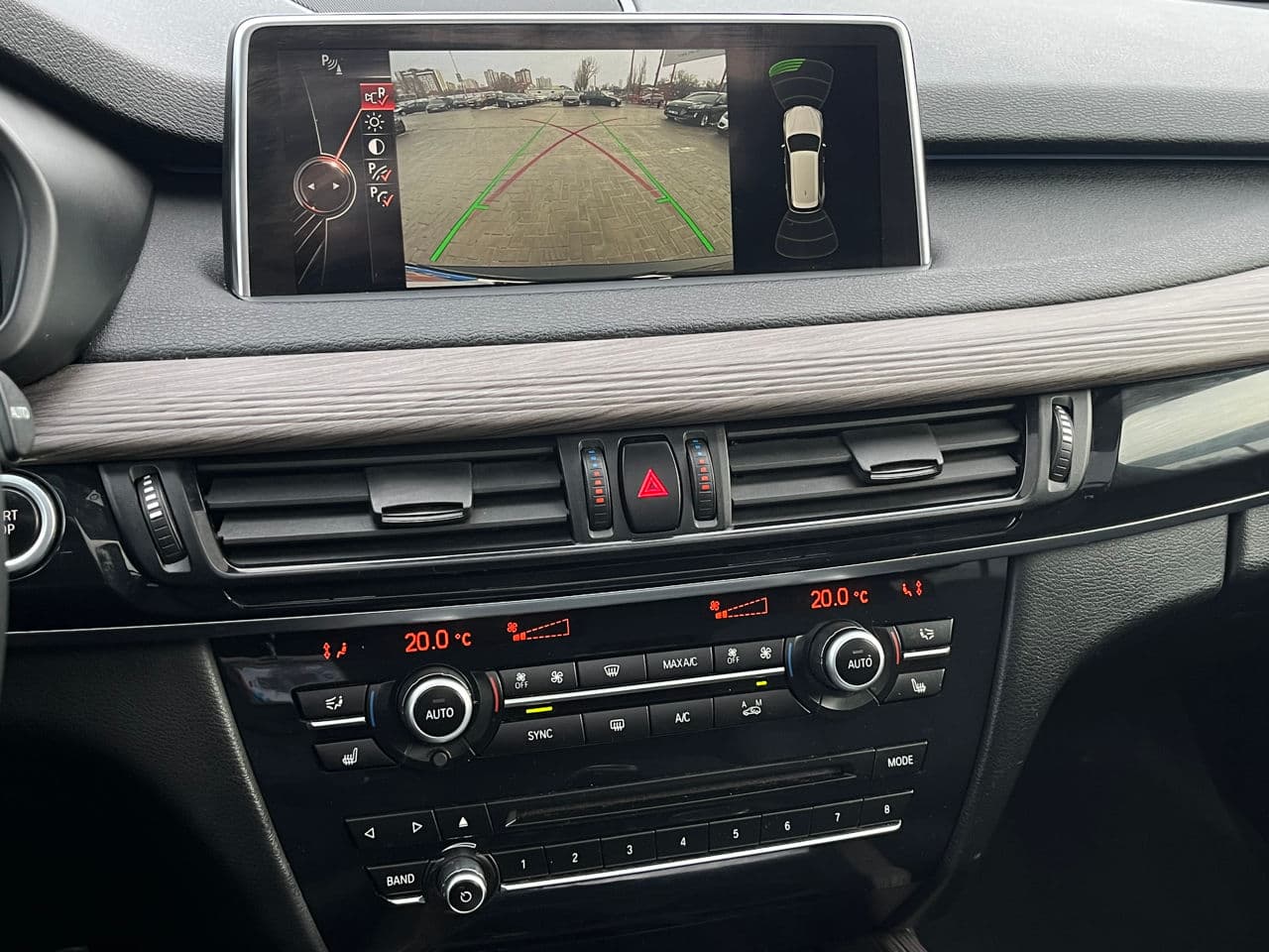 2016 BMW X5 4.0e — Miniatură 13