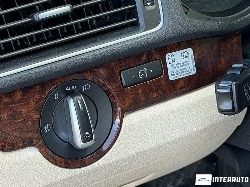 2013 Volkswagen Passat — Miniatură 8