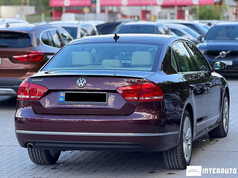 2013 Volkswagen Passat — Miniatură 2
