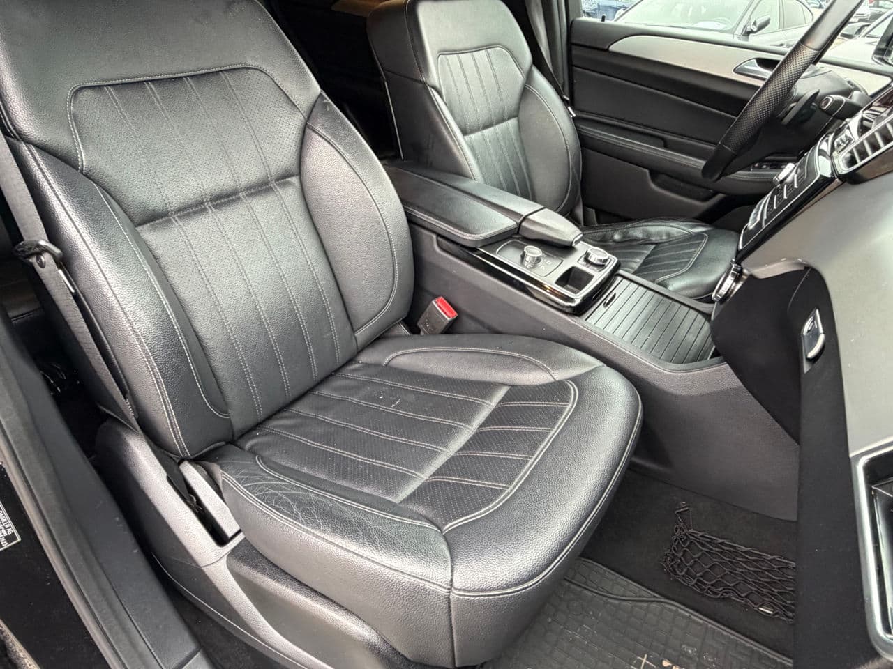 2016 Mercedes GLE 250 — Miniatură 17