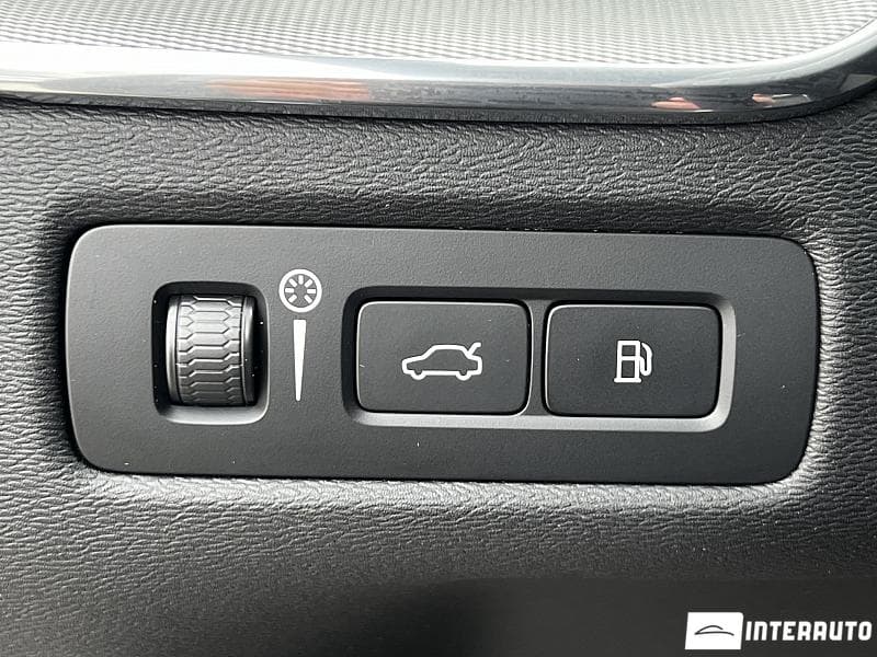 Volvo XC 60 2022 — Миниатюра 19