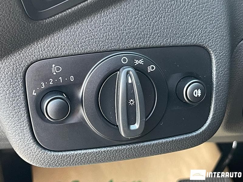 2017 Ford C-MAX — Miniatură 7
