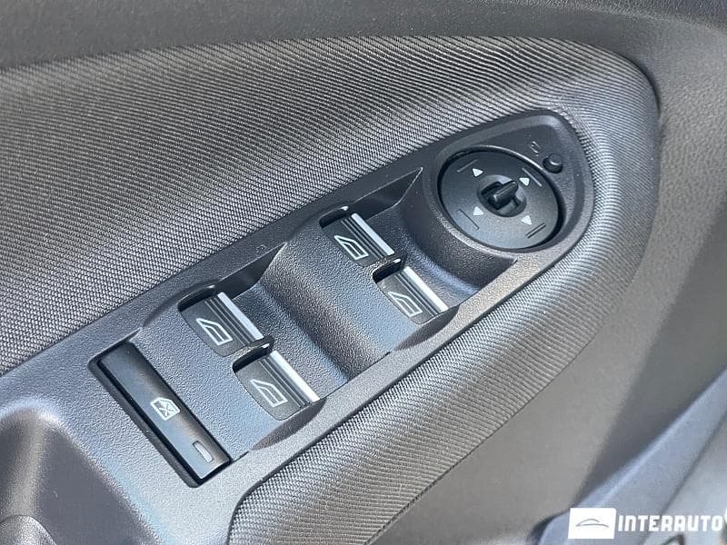 2017 Ford C-MAX — Miniatură 5