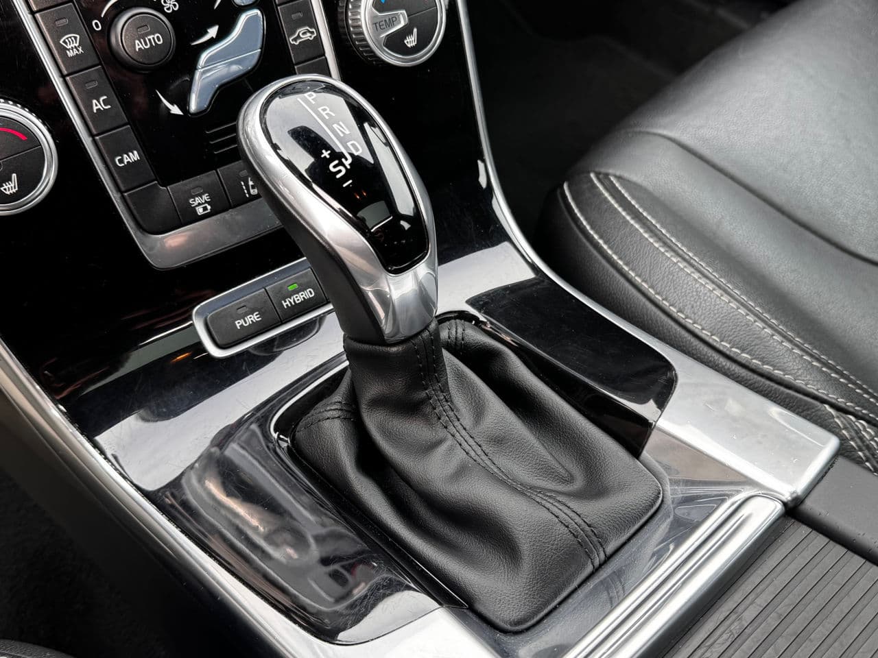 Volvo V 60 2016 — Миниатюра 12