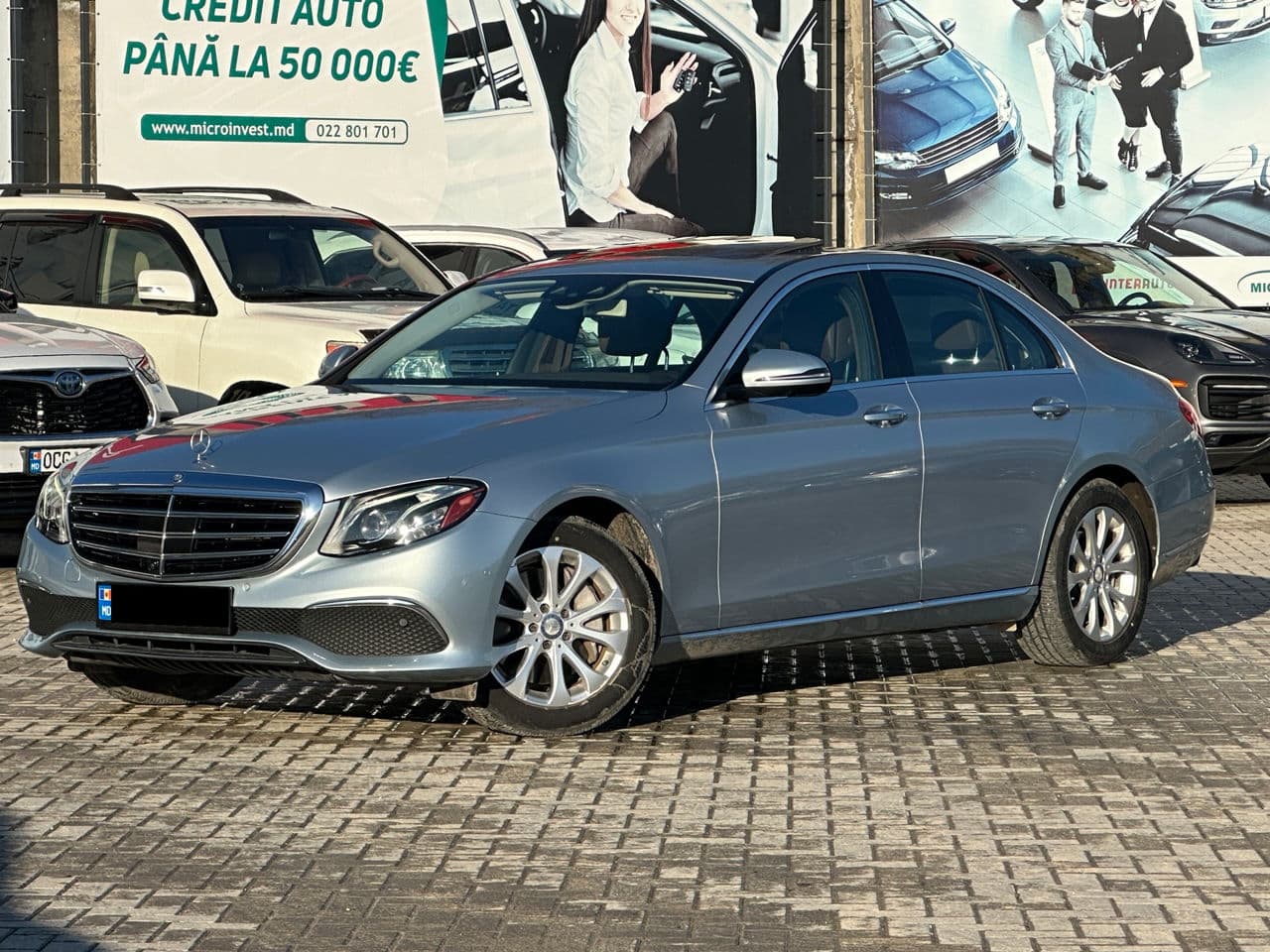2016 Mercedes E 300 — Miniatură 2
