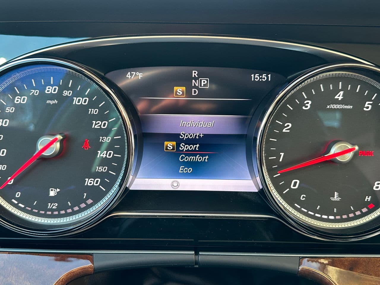 2016 Mercedes E 300 — Miniatură 9