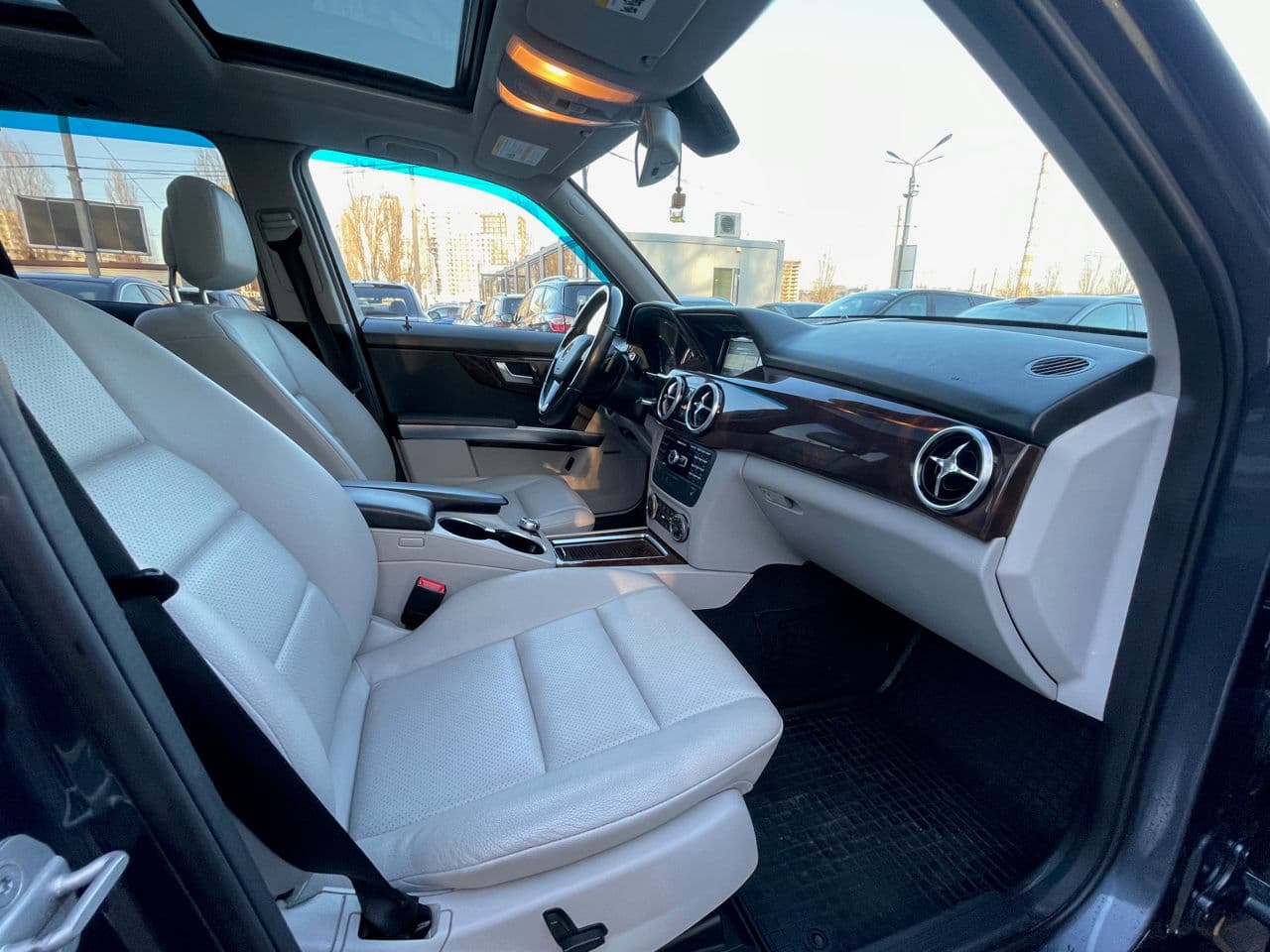 2013 Mercedes GLK 250 — Miniatură 16