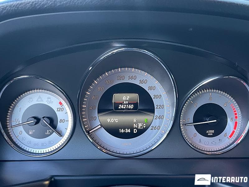 2013 Mercedes GLK 250 — Miniatură 11
